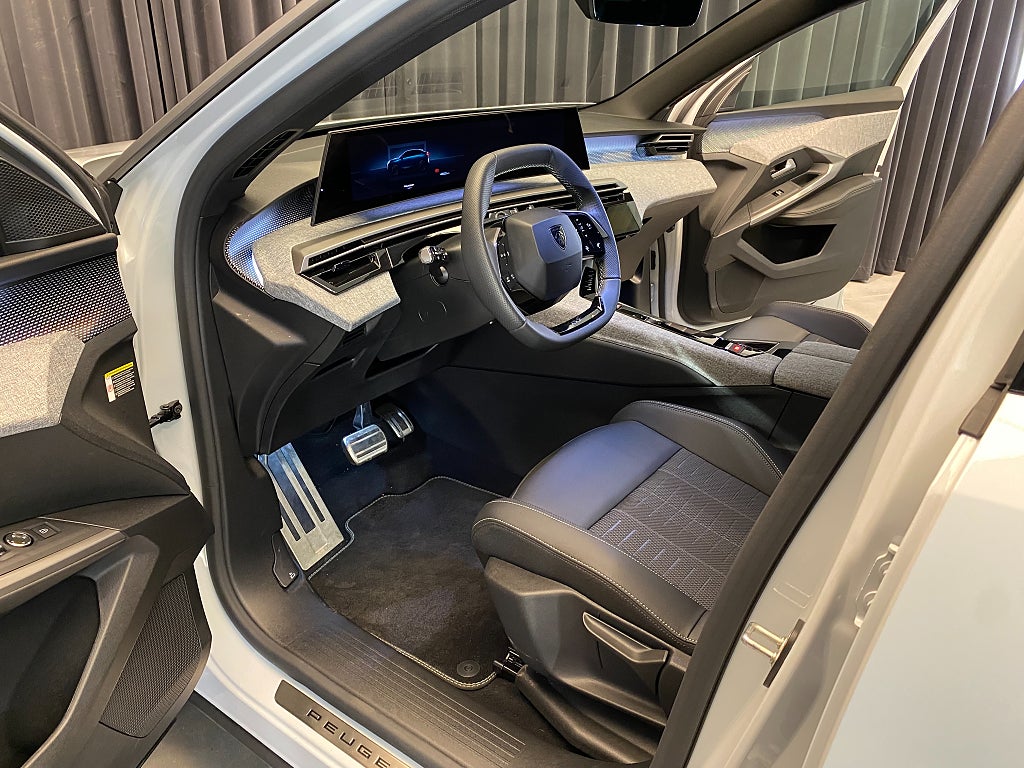 Car Image car-167425-c921fef426e91305349c02390c4defce