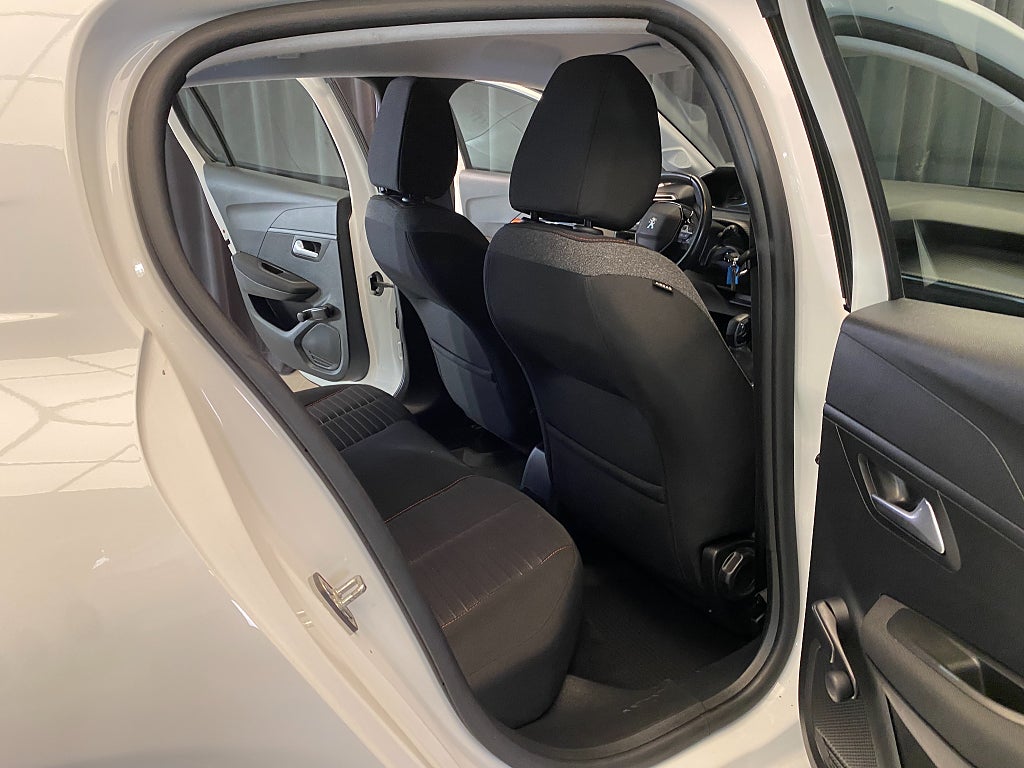 Car Image car-167511-d34900f19bf50d51d750fcbce5b04ed9