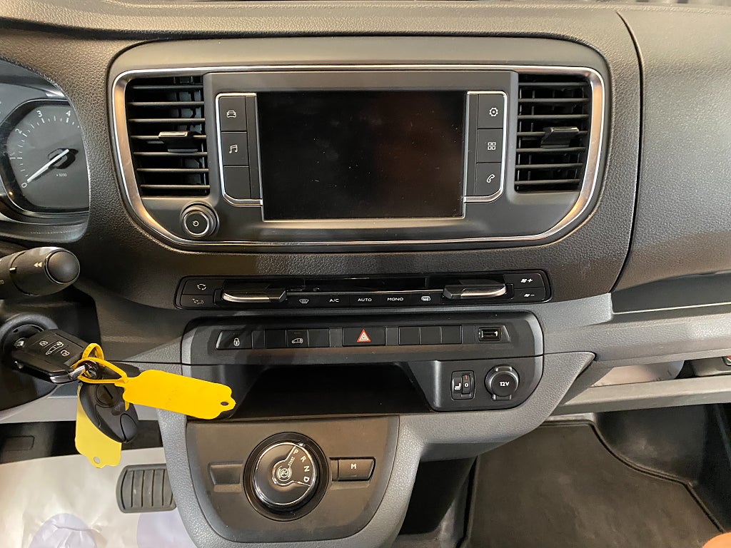 Car Image car-167805-ebd739c65e3401186613b5b59feb8b97