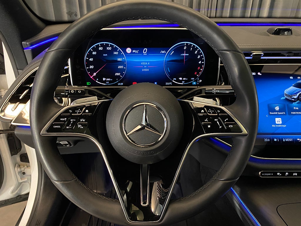 Car Image car-168160-5ff4f221c8a9e9d250b86e43c7bcc02e