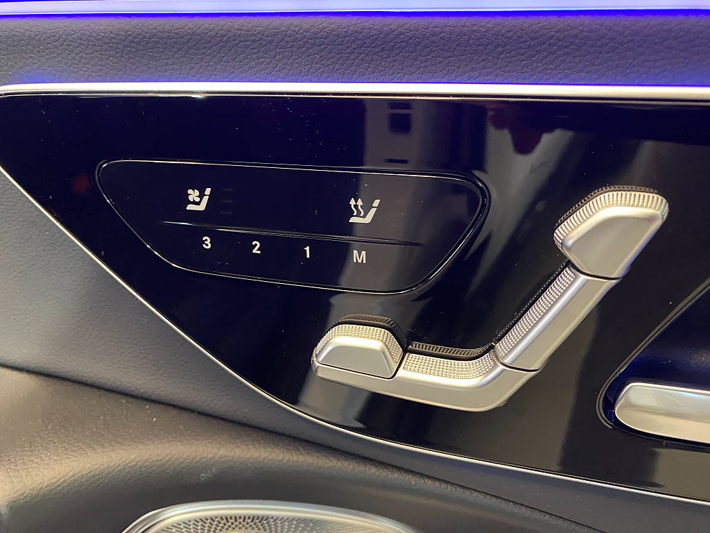 Car Image car-168160-8a5bc4e0a101aef19d9fd854f2dad548