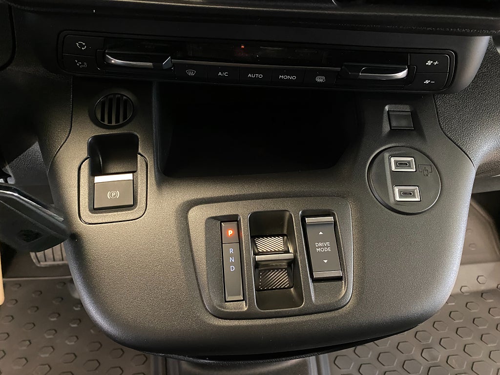 Car Image car-168261-bce8cd38cf55eba927f3523f36a26f17
