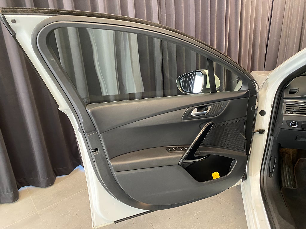 Car Image car-168350-ba2c00bf42704d7449f132f976cf6245