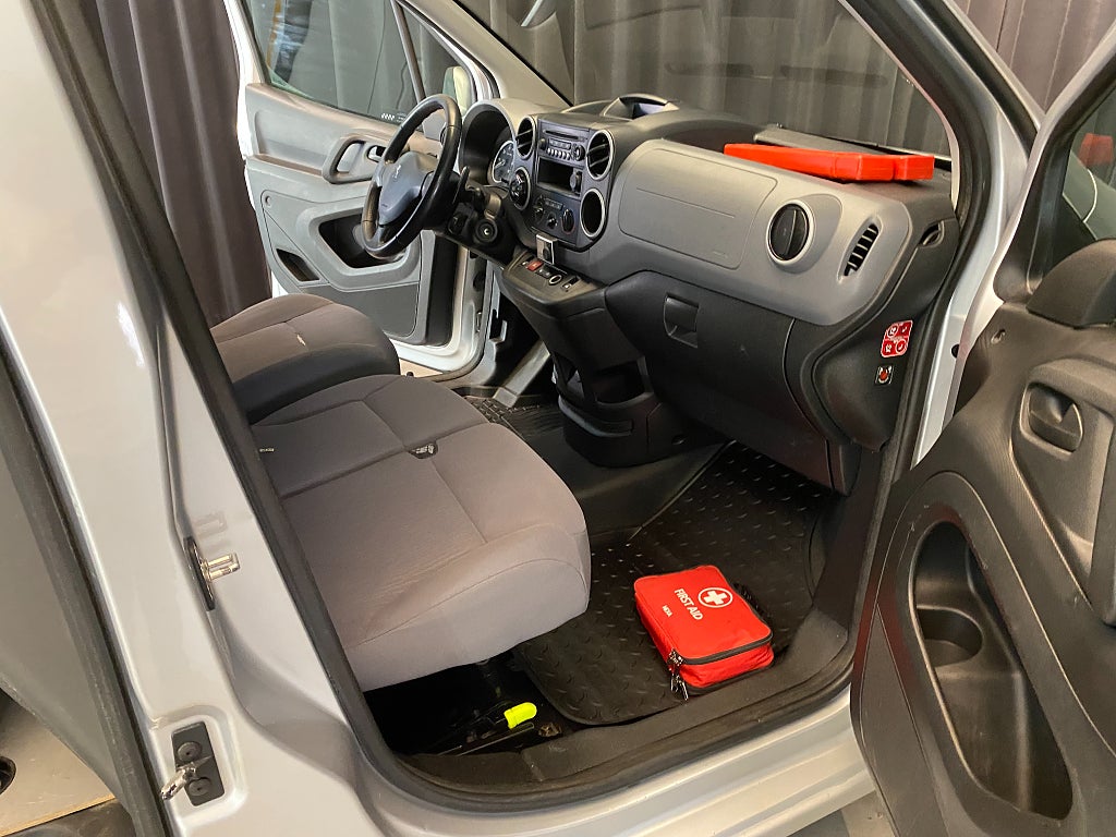 Car Image car-168463-ae494c64bbfbef22e3f5cb2e6c2d0edf