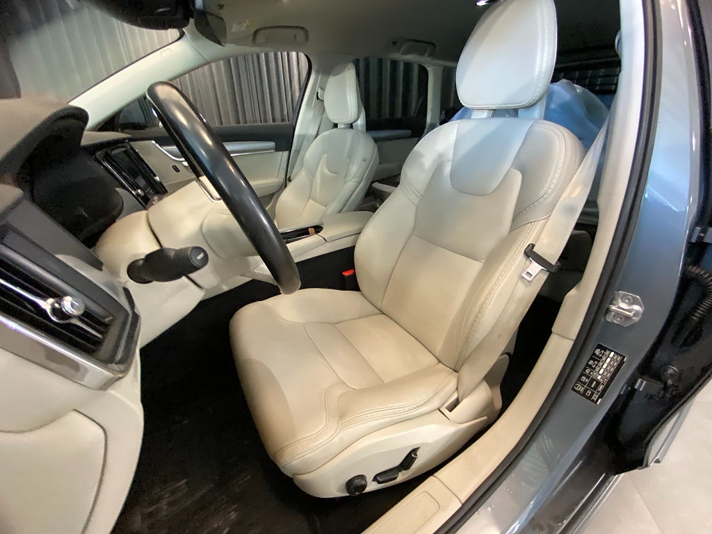 Car Image car-168508-326c845a680079bd176dad1ed1b45716