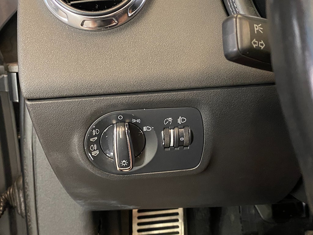 Car Image car-168762-b656088df6ec1c348841d1ec276b4518