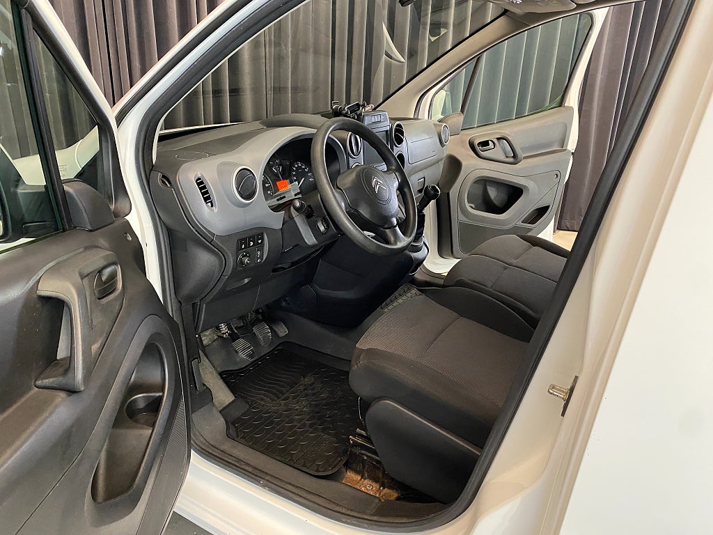 Car Image car-169089-53b8c52653af094162aa7373f17723e3