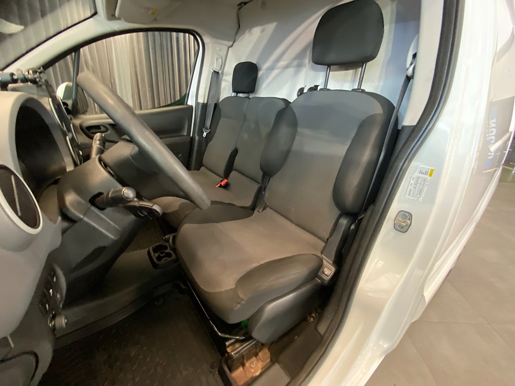 Car Image car-169089-9a29b2422bbfc7761dcaba2241cb845f