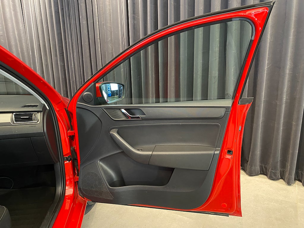 Car Image car-169197-f7a5bf4954968a83398907ec5982611b