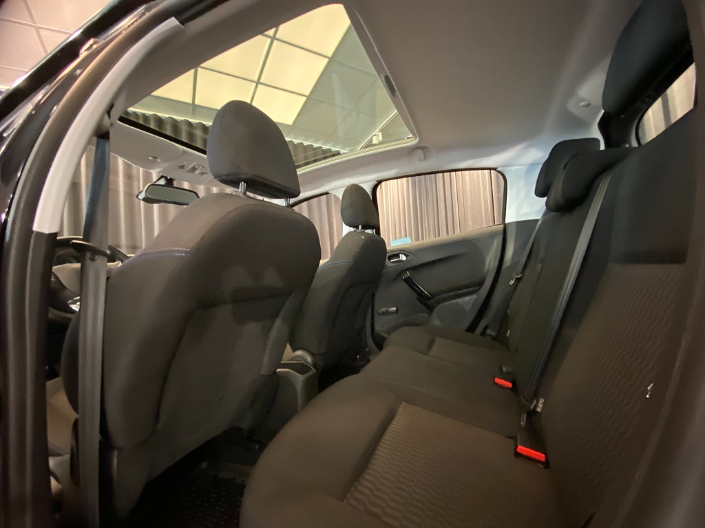 Car Image car-169199-b374767e43871539a72a6328fa26a990