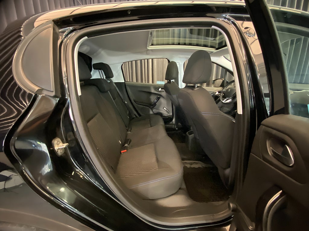 Car Image car-169199-f1a55b3fb29655b3e013d6624772a631