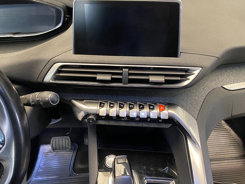 Car Image car-169697-c58a2c757408d9da152d388750d60ce2