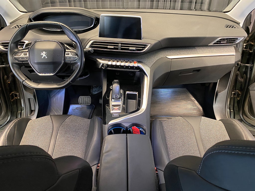 Car Image car-169697-f3b5d0d70278efc144d05612ba753f28