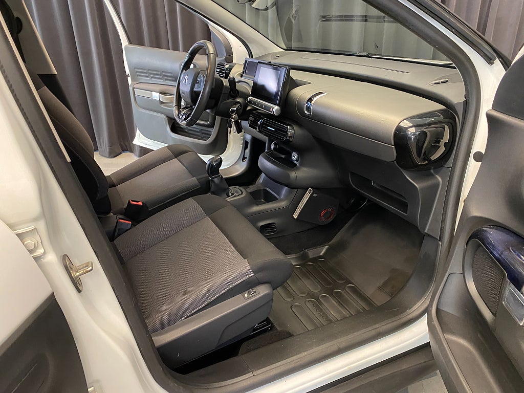 Car Image car-169699-45839b6b7e921f9336f4bac6933d20cf