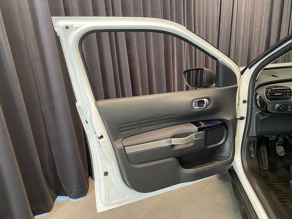 Car Image car-169699-46f6adce138768627a33fba3cb9e21f9