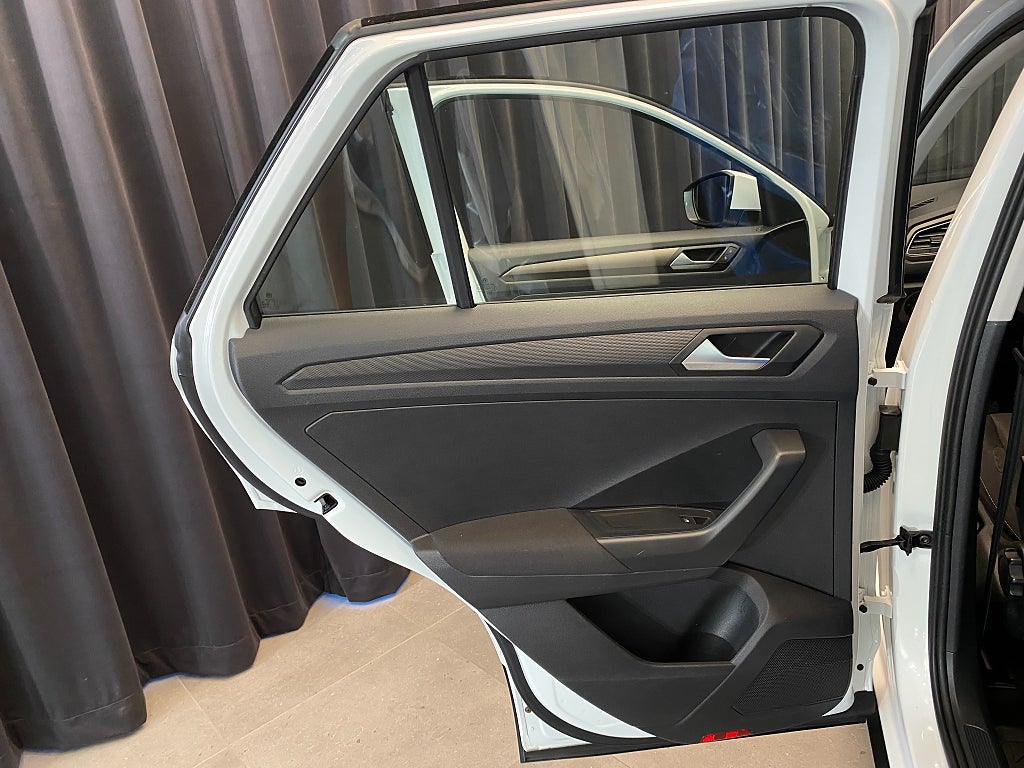 Car Image car-170036-53b06a9511eae8176e3b24fc12603521