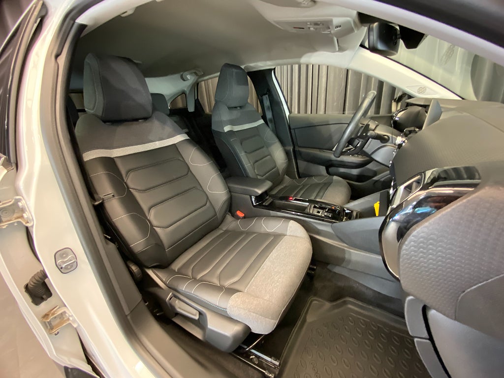 Car Image car-170221-ca5e6bb1c41601d0bba072df6e73a2da