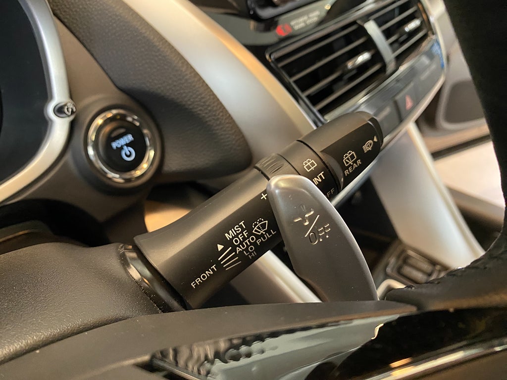 Car Image car-170301-07043d1409eaf1e1278387328e9643a8