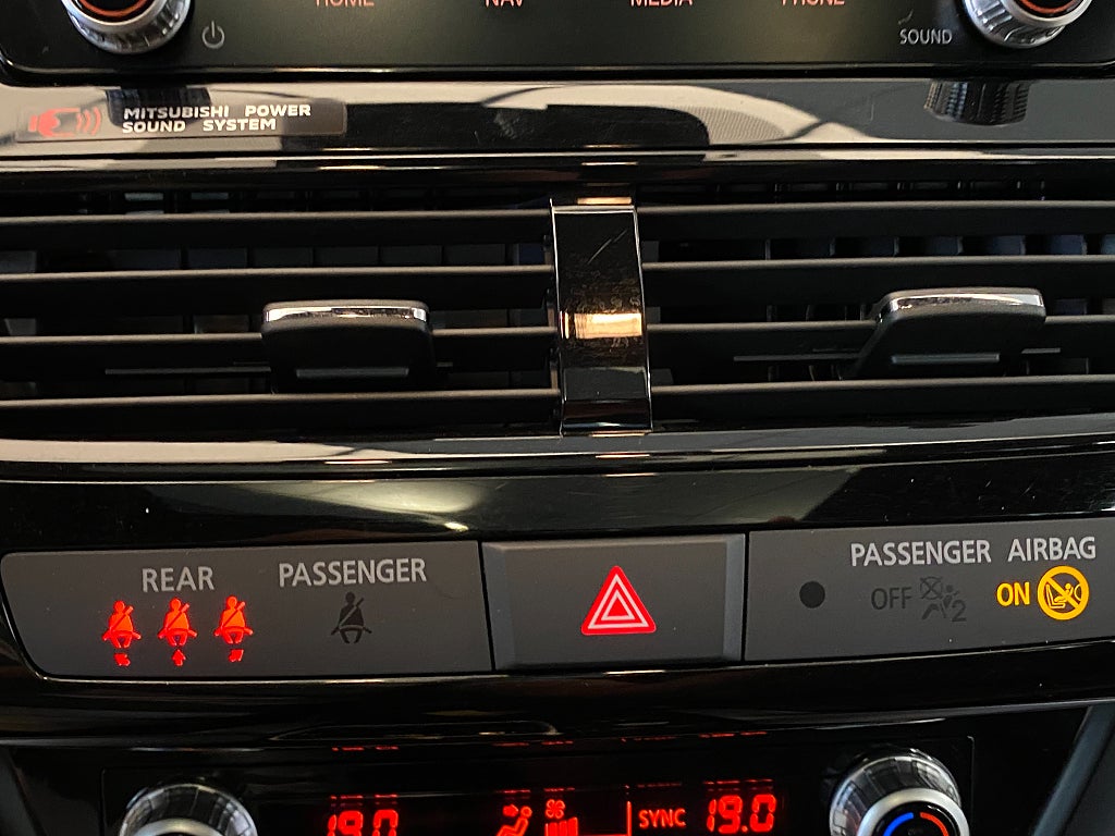 Car Image car-170301-3a2859bd2a317afe6e2b1e9aa1ba27ec