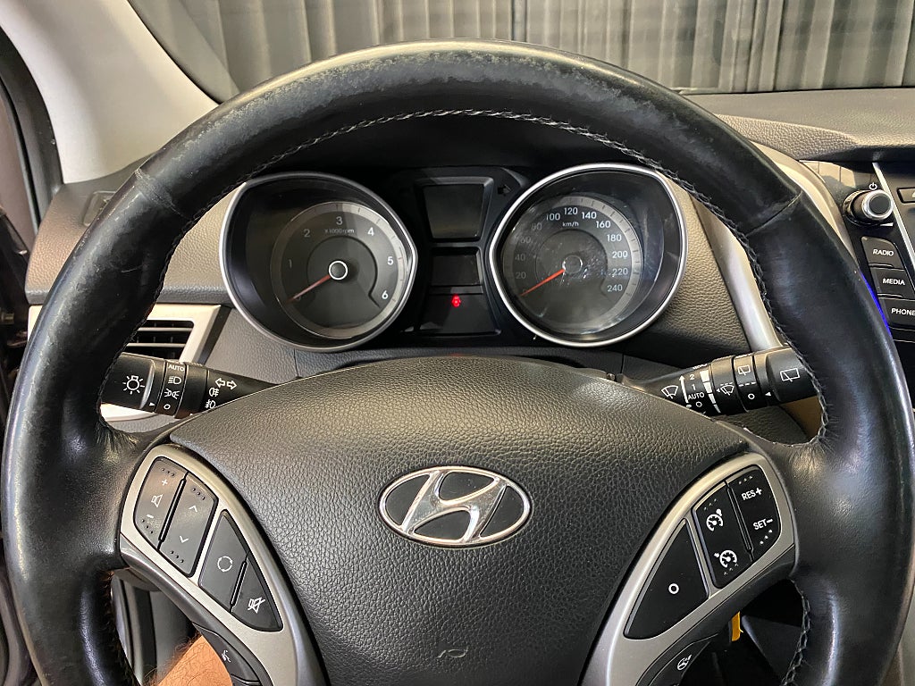 Car Image car-170361-3de24607a43f4b865e9fd4273644de15