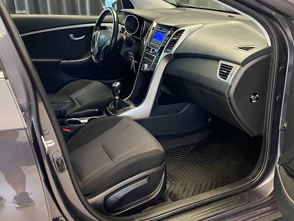 Car Image car-170361-fb6b699ff9e6777e4f71032d410bb951