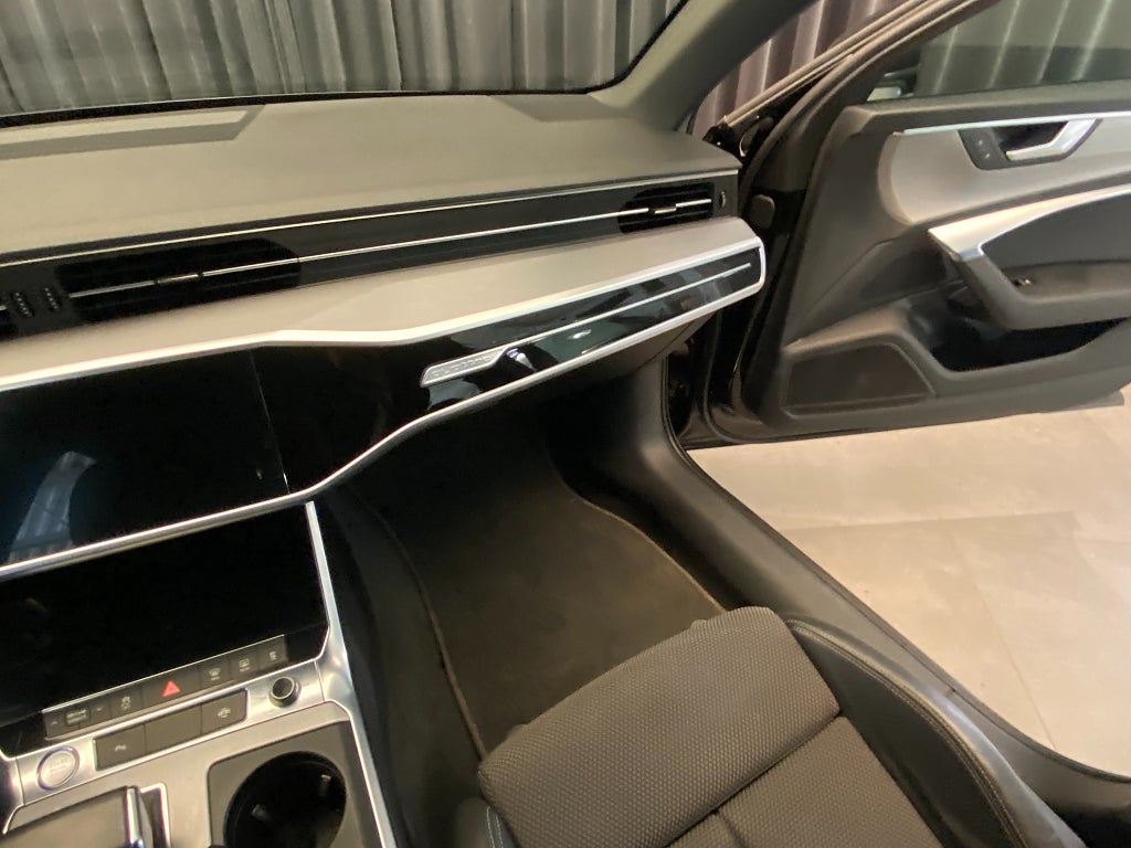 Car Image car-170401-353061f1e8acd7aa18d1a49ab87d3a6e