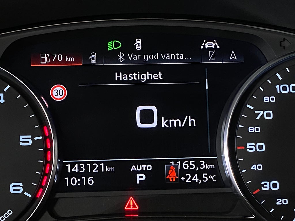 Car Image car-170401-cdc822fccd9a130dbc1a535c7b536dfd