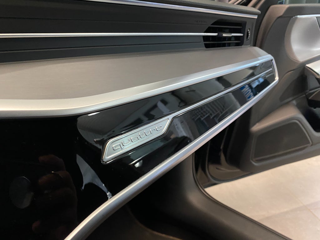 Car Image car-170401-e122395e63e13294f8ea029004e10011
