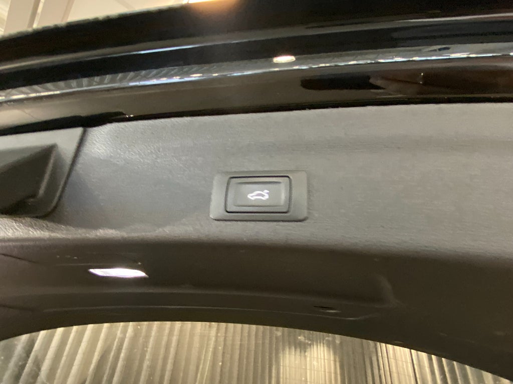 Car Image car-170401-fed5c4123f9a734adb1a9f1738410bc3