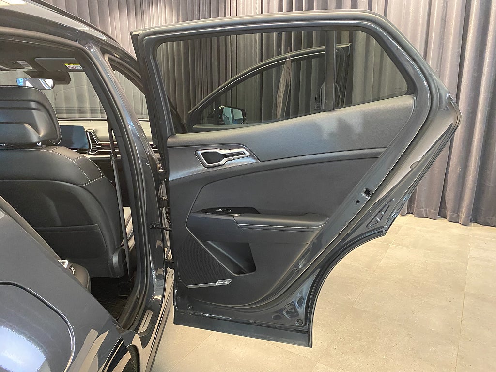 Car Image car-170554-018cf48f0eb56af4bb7bb43864096d75