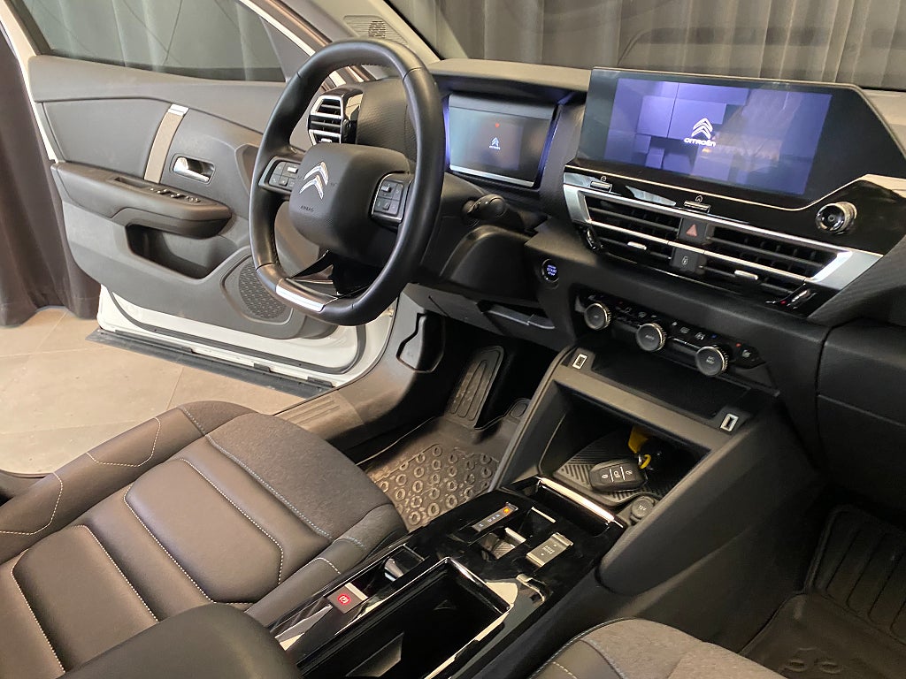 Car Image car-170701-6b333de2df982d04338b52a0359ebb30