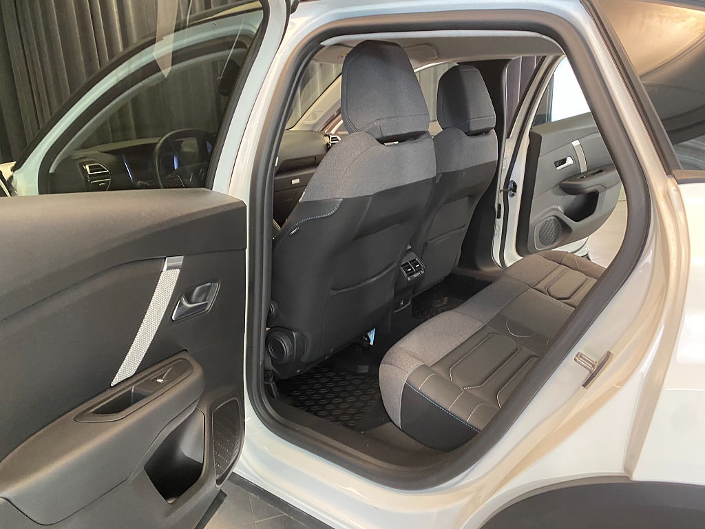 Car Image car-170701-fa5aa7dd344f86b7193bd2dbbb706d94