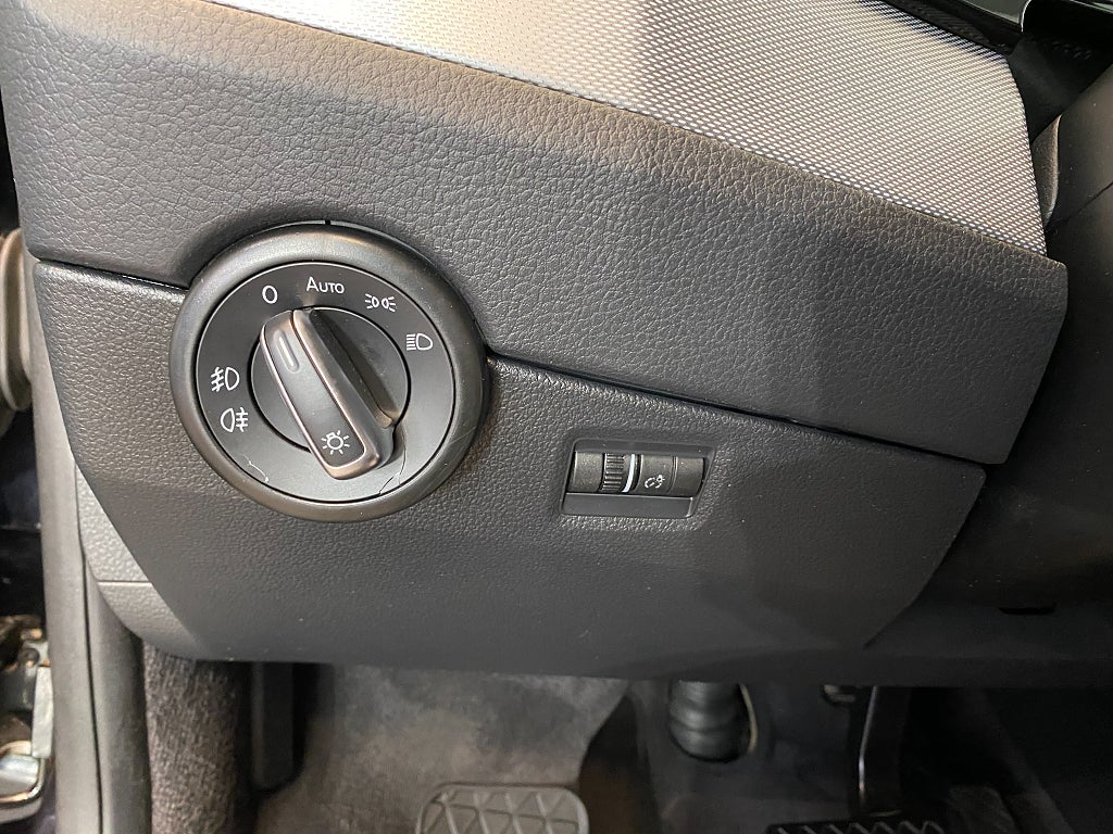 Car Image car-170775-028bbd5cb87191f23c313d39478afed6