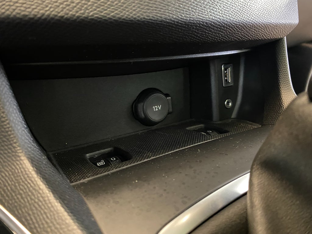 Car Image car-170875-8aacd7873759fc7874f52d635f167e04
