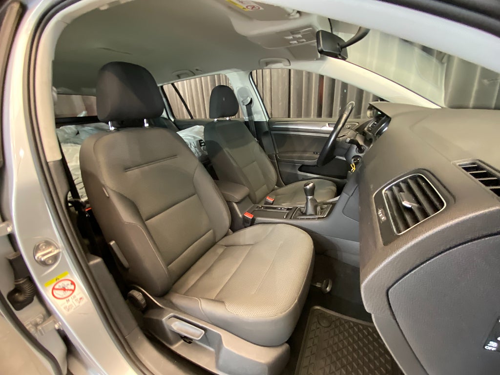 Car Image car-171003-1684da425ace5b05d79ef54dc4c07a8d