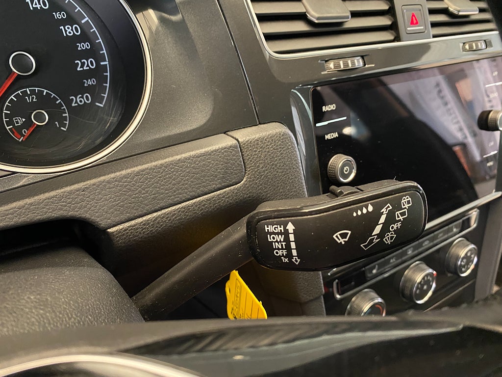 Car Image car-171003-21bbe73956a71ba152228f1b4ff2c4c6