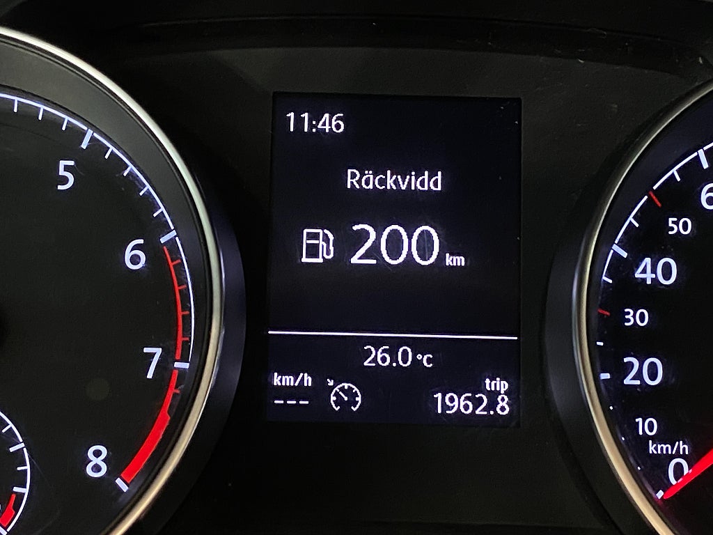 Car Image car-171003-4c08116d0741f4fc8f92cd53aea340f1