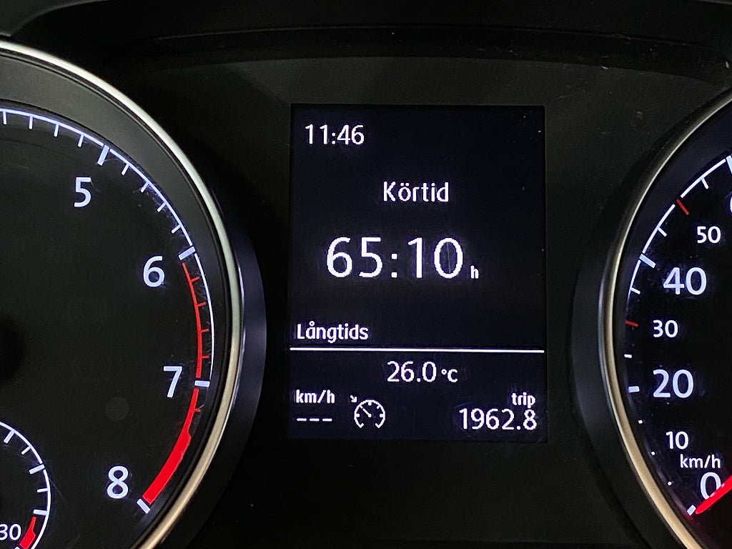 Car Image car-171003-97ad72241040e5b77989f1af230f1d84