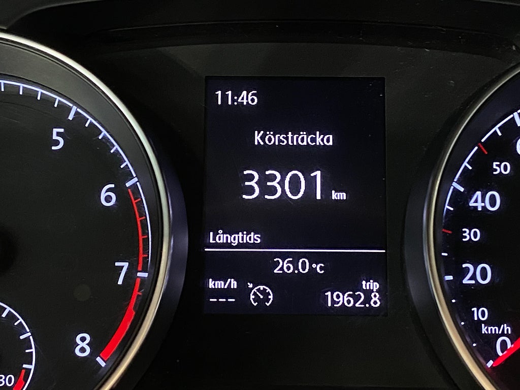 Car Image car-171003-fc2dd9b8690d208fadf233f16cffc981