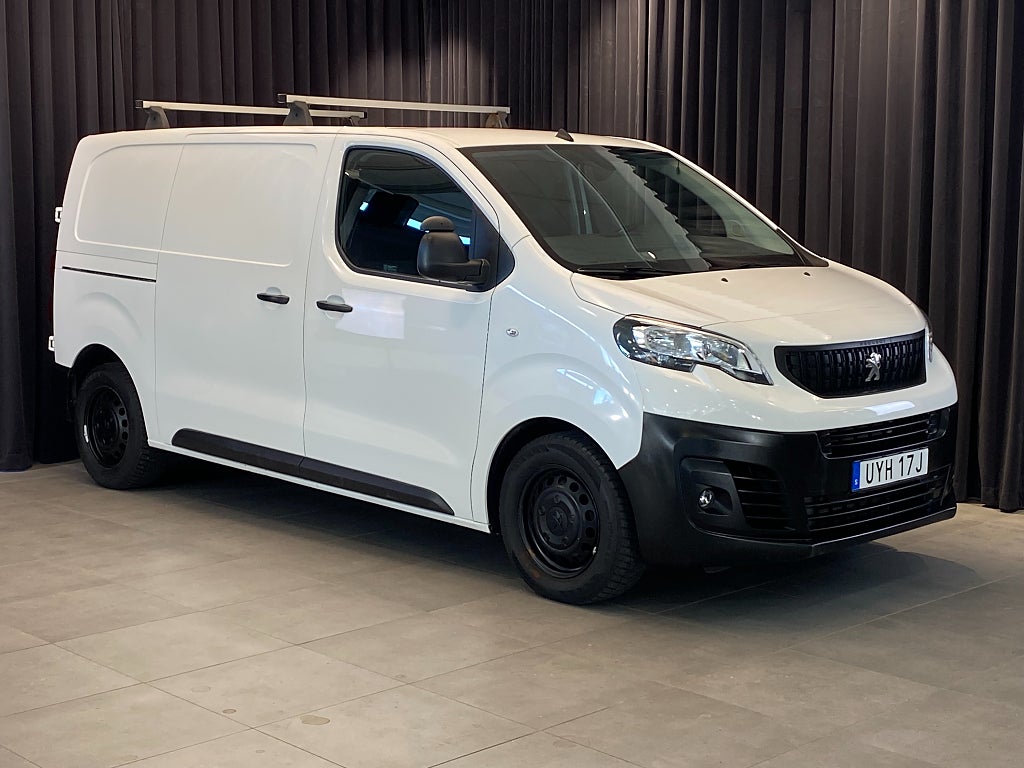 Car Image car-171113-a9b7d875f6ab74bad87b951f8c8b16d0
