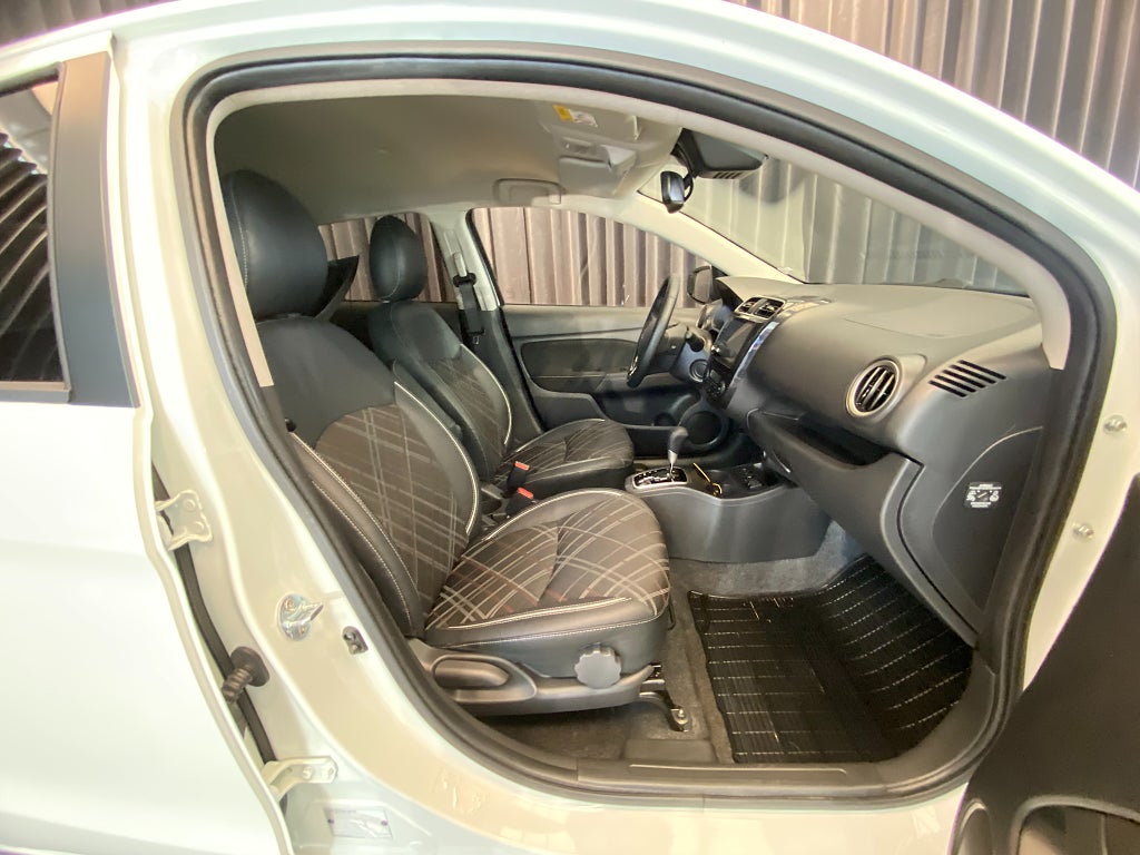 Car Image car-171474-4982039b823cbf2256e5d785c419ae09