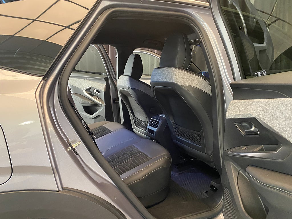 Car Image car-171603-e8efa649df93558d7b5ce375a621cbc1