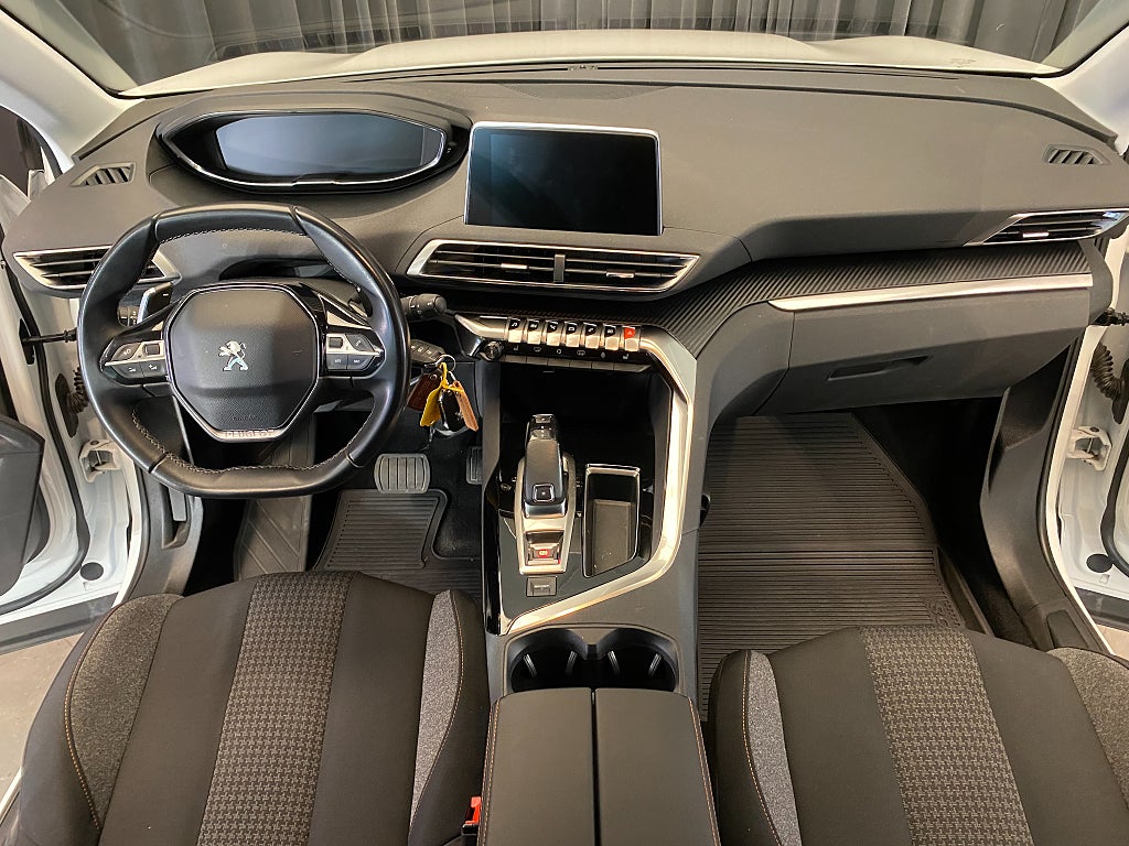 Car Image car-171605-d88cd36fdad68818a9fca7dcede96d19