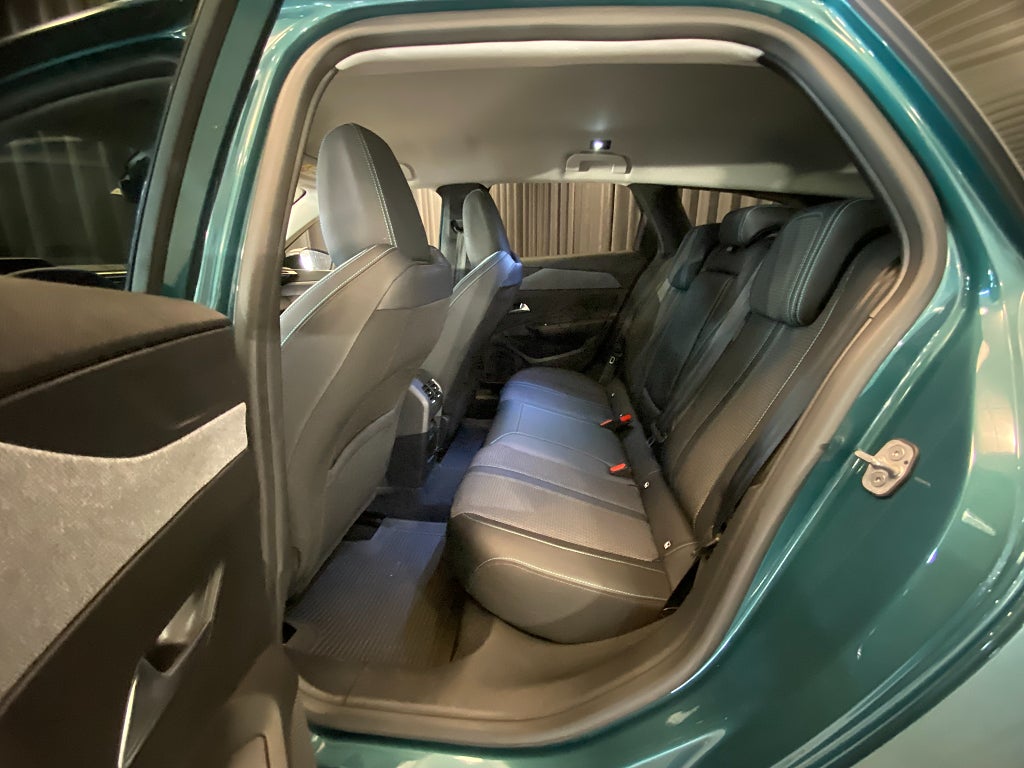 Car Image car-171608-0b00c4e7908855f85147aa91f46a56e2