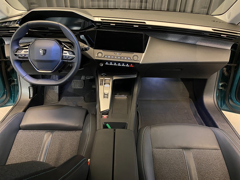 Car Image car-171608-3335d3c4a426a309bf18dfa7ed80dee8