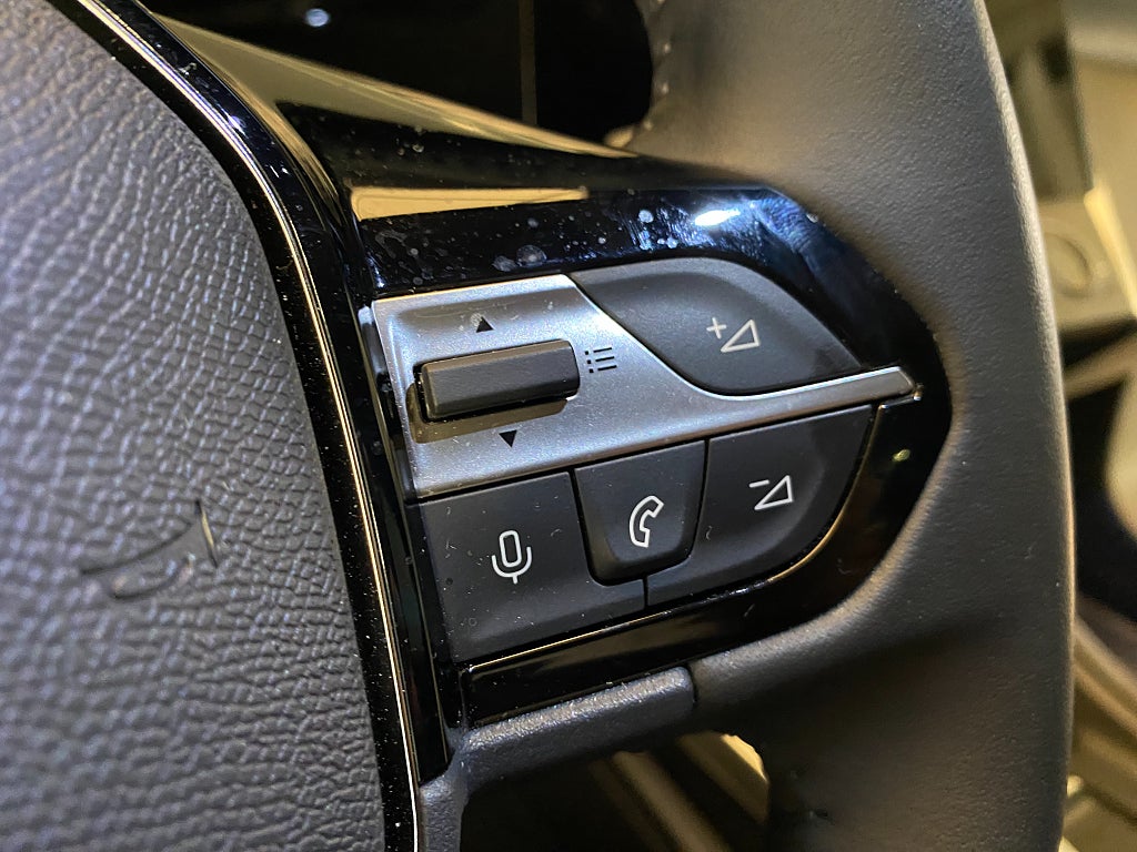 Car Image car-171608-37c40b5252a64d6ada7edd321d7beaea