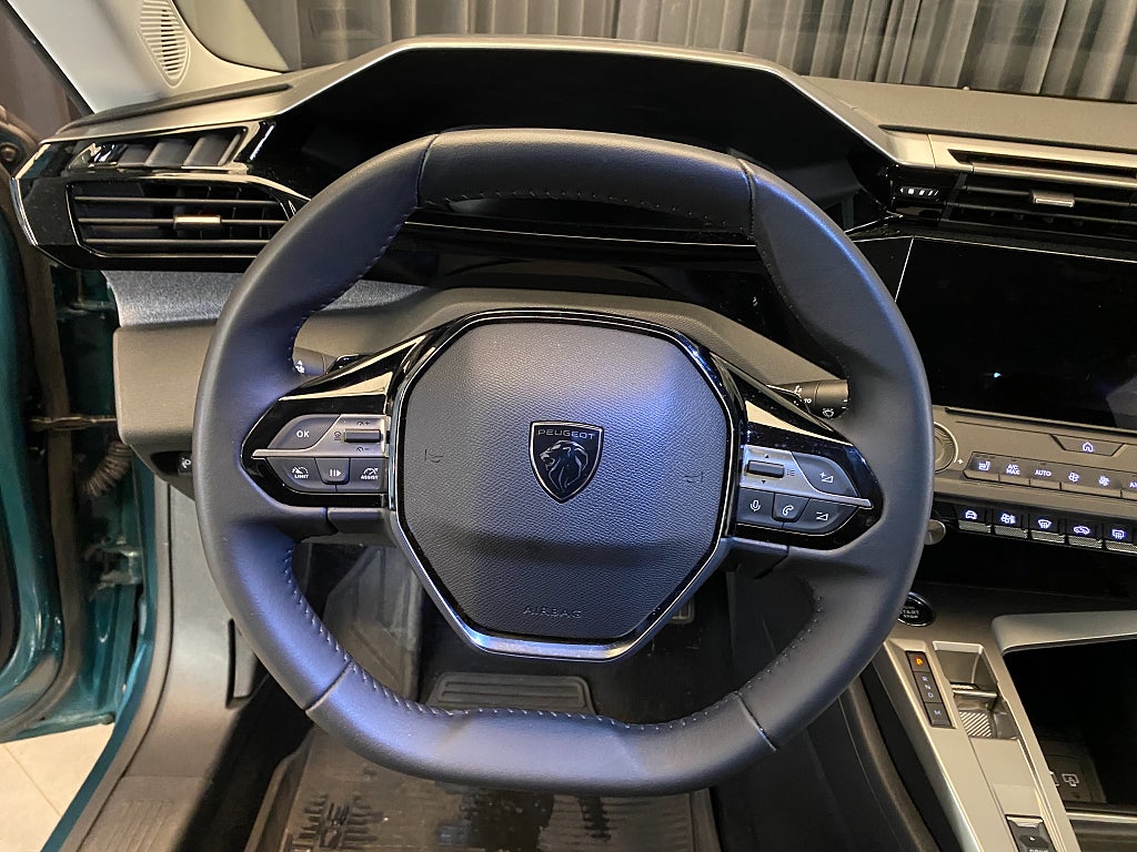 Car Image car-171608-4d788138153137f36cda623d140ff068