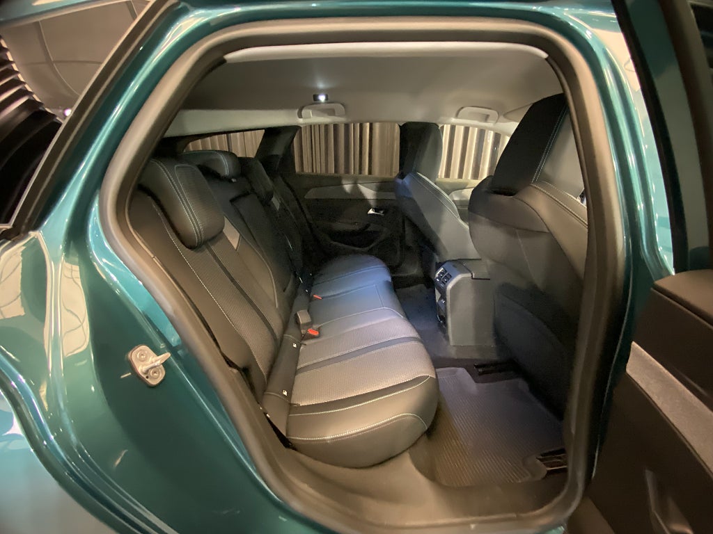 Car Image car-171608-7a9a31cbe6af234446c9d2ec90759b55