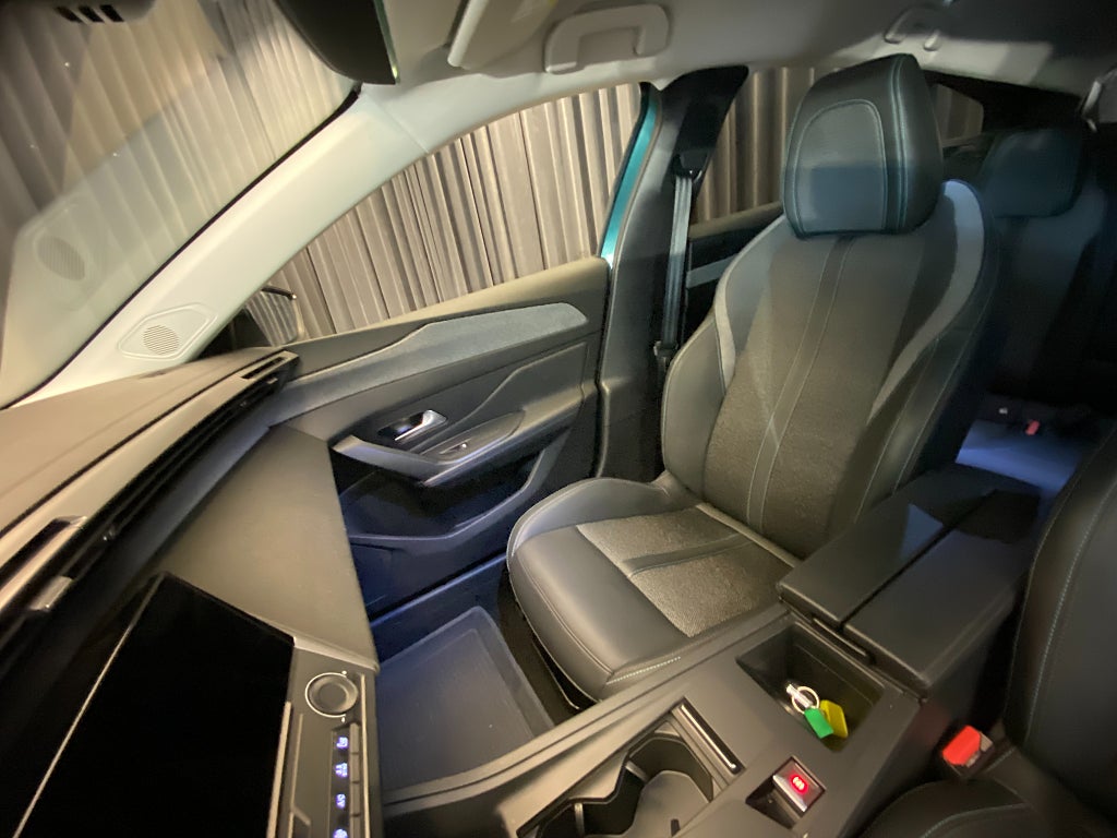 Car Image car-171608-cc191a6e60092bda27ac4f5336783428