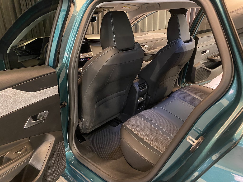 Car Image car-171608-fd894ee7c23efdccba954df8a767047d